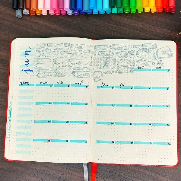 Monthly overview bullet journal
